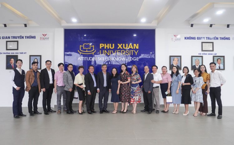  Hội thảo “Xây dựng lộ trình và chiến lược Chuyển đổi số trong giáo dục đại học Việt Nam”