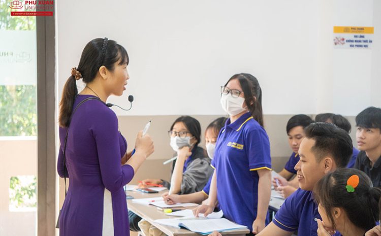  Đại Học Phú Xuân phối hợp với Viện Krivet Hàn Quốc tổ chức hội thảo kỹ năng cho sinh viên